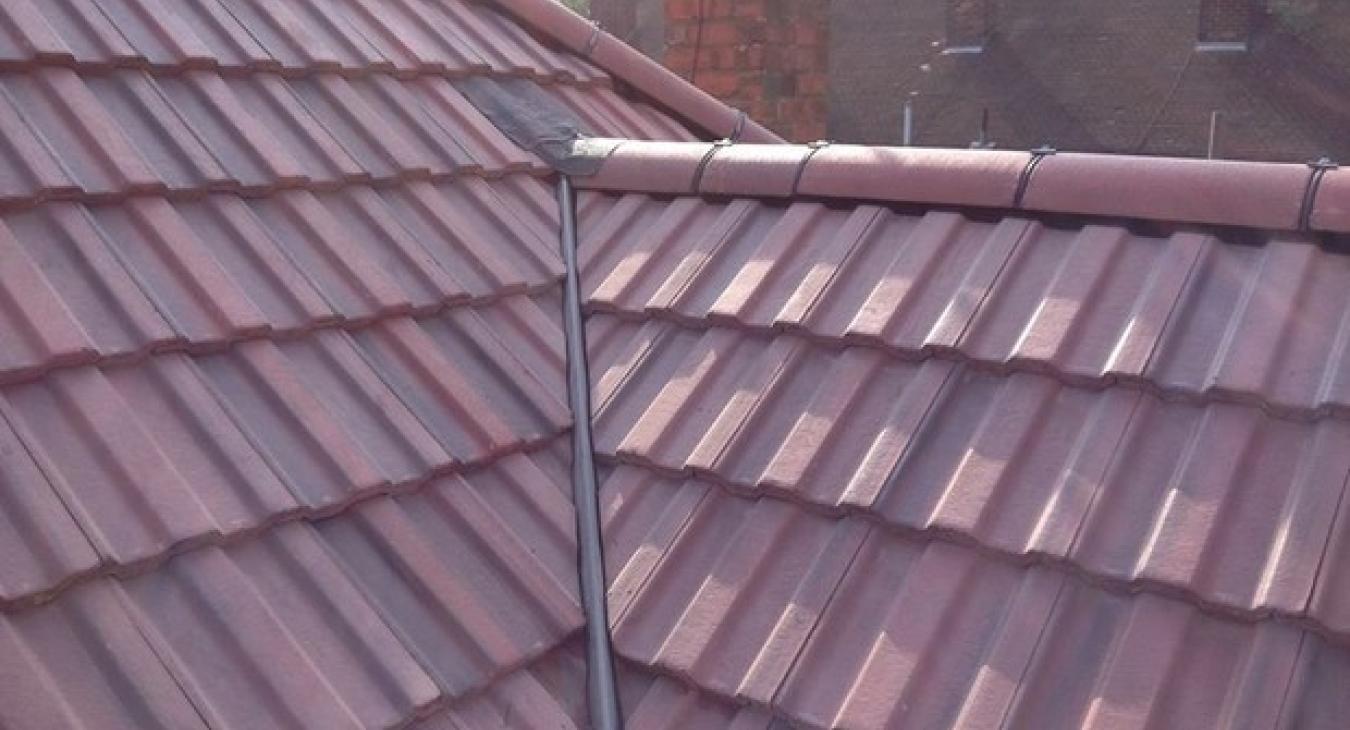 Roofer in Coventry