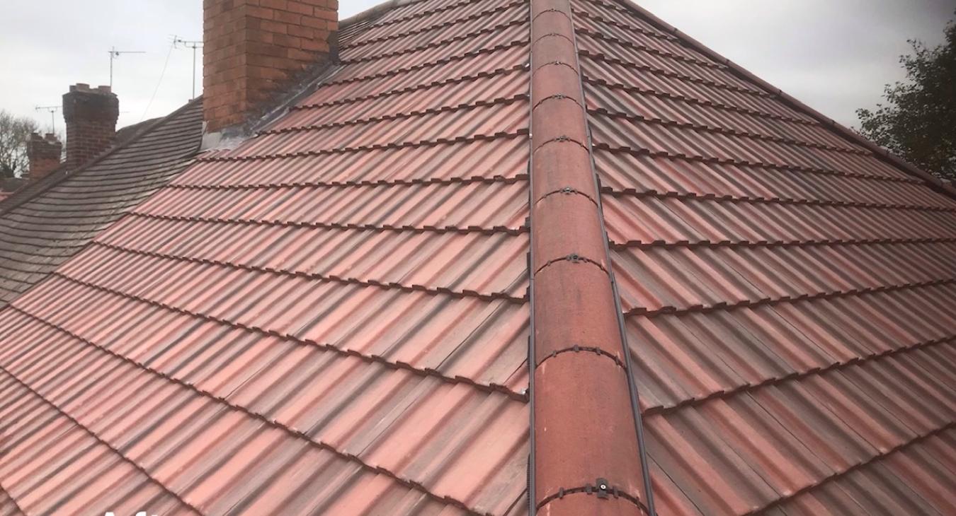 Roofer in Coventry